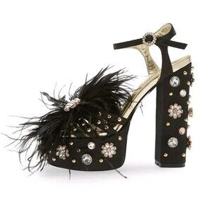 NEW AZALEA WANG Feather & Crystal Ankle Strap Rivet Platform Sandals Size 7.5